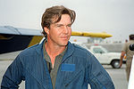 Gambar mini seharga Dennis Quaid