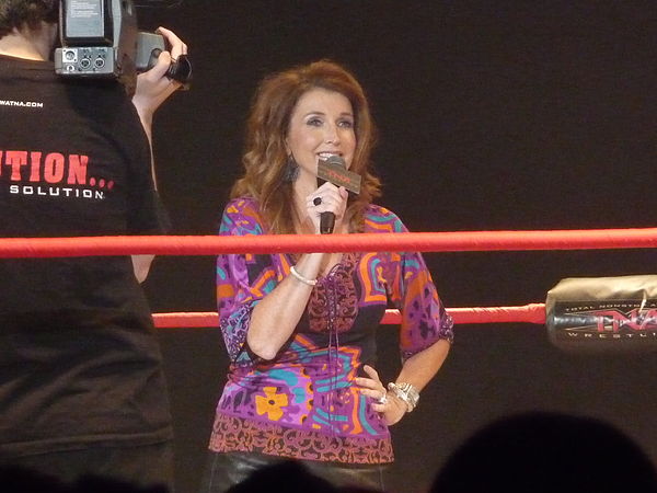 Carter speaks to the crowd in 2010