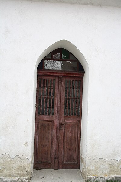 File:Door of chapel in Mihoukovice, Budišov, Třebíč District.jpg