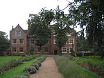 Eastbury Manor House Eastbury Manor House.jpg