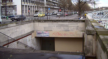 Entrée station Arsenal Paris