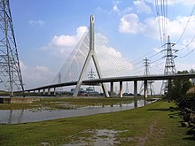 Flintshire Bridge, seen from the south bank of the River Dee (2007) Flintshire Bridge from the South Bank of the River Dee - geograph.org.uk - 411500.jpg