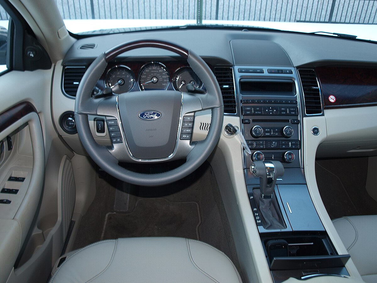 Ford Taurus 2012