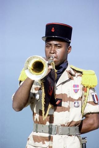 <span class="mw-page-title-main">Bugle call</span> Short military tune or signal