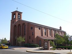 Гэллап, Нью-Мексико - Собор Святого Сердца - 2.jpg