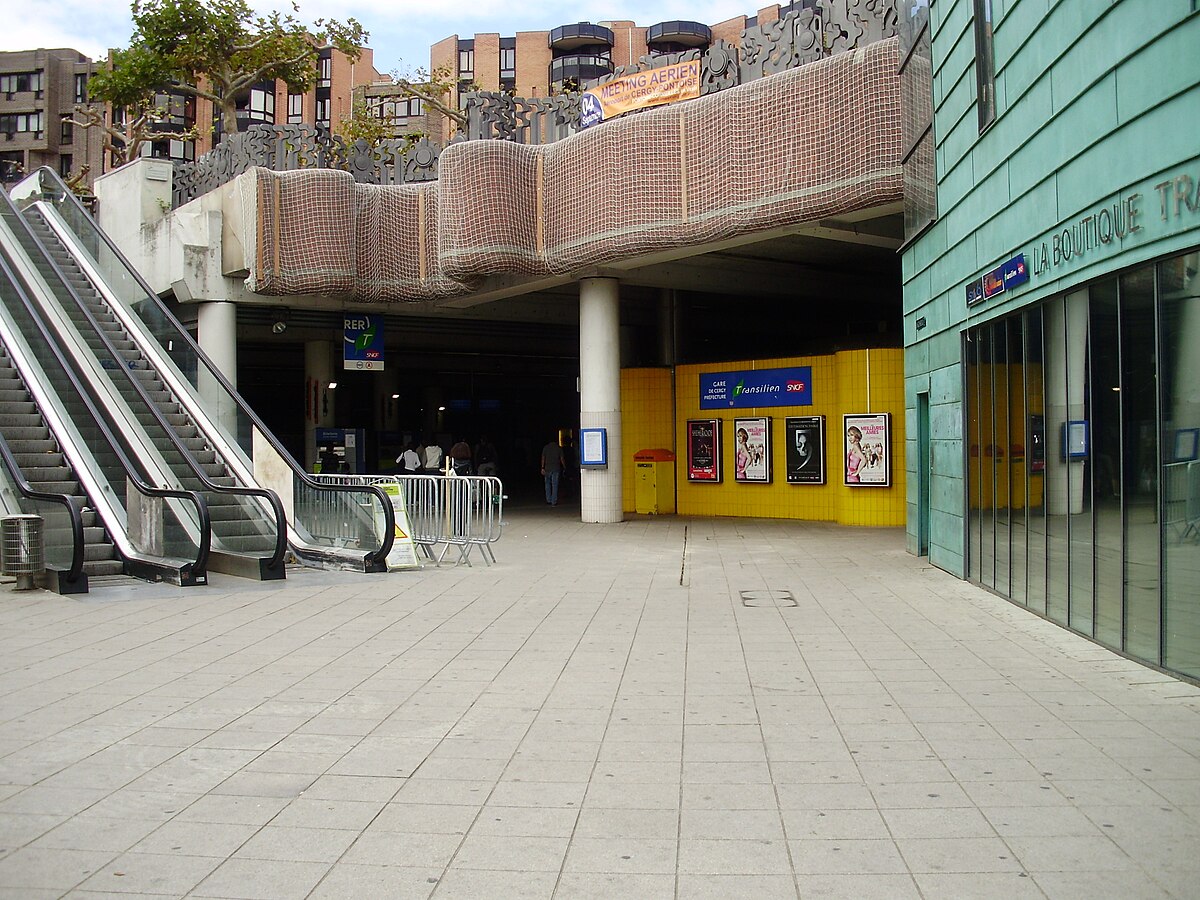 Gare de Cergy-Préfecture — Wikipédia