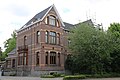 wikimedia_commons=File:Geel_eenheidsbebouwing_Dr._Van_de_Perrestraat.jpg