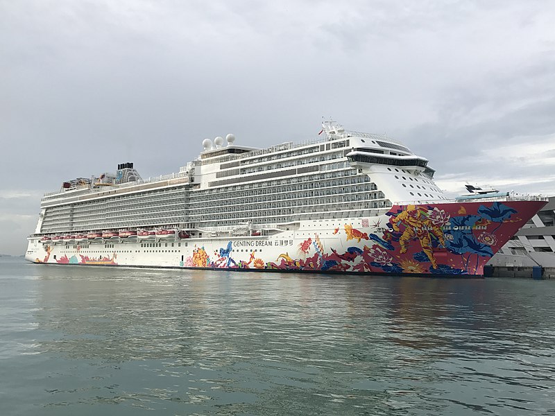 File:Genting Dream at Marina Bay Cruise Centre.jpg