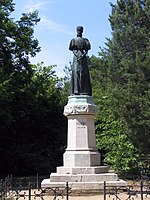 Памятник императрице Елизавете