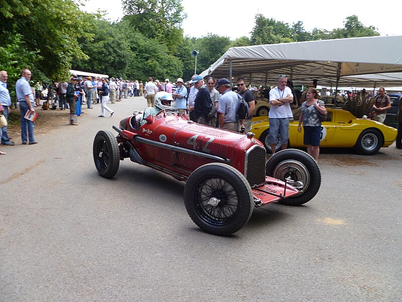 File:Goodwood FoS 2011 2.JPG