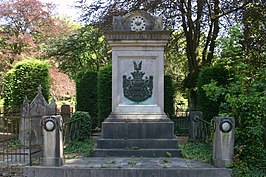 Grafmonument van de familie Van Reede Ginkel