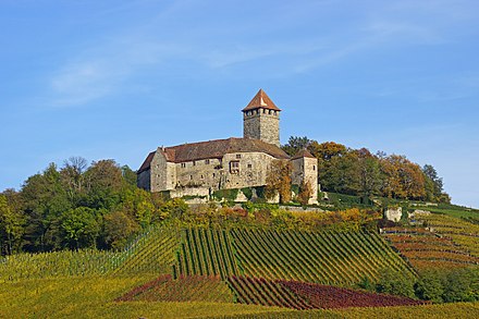 Burg Lichtenberg, eine der besterhaltenen stauferzeitlichen Burgen Deutschlands