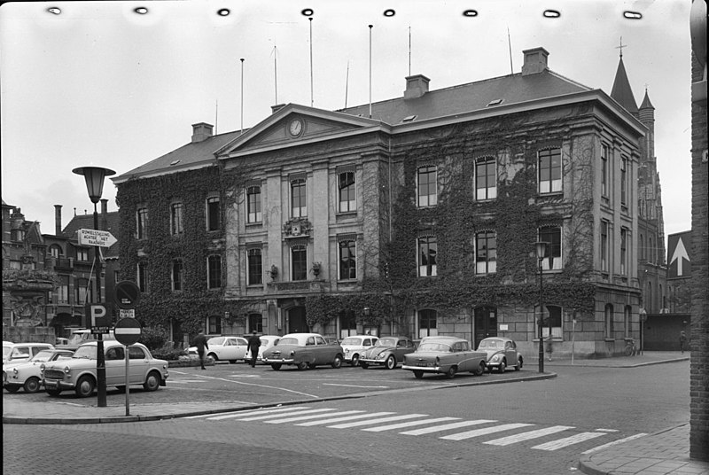 File:Grote Markt 17 - Gorinchem - 20080292 - RCE.jpg