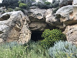 Höhle in Castelluccio di Noto