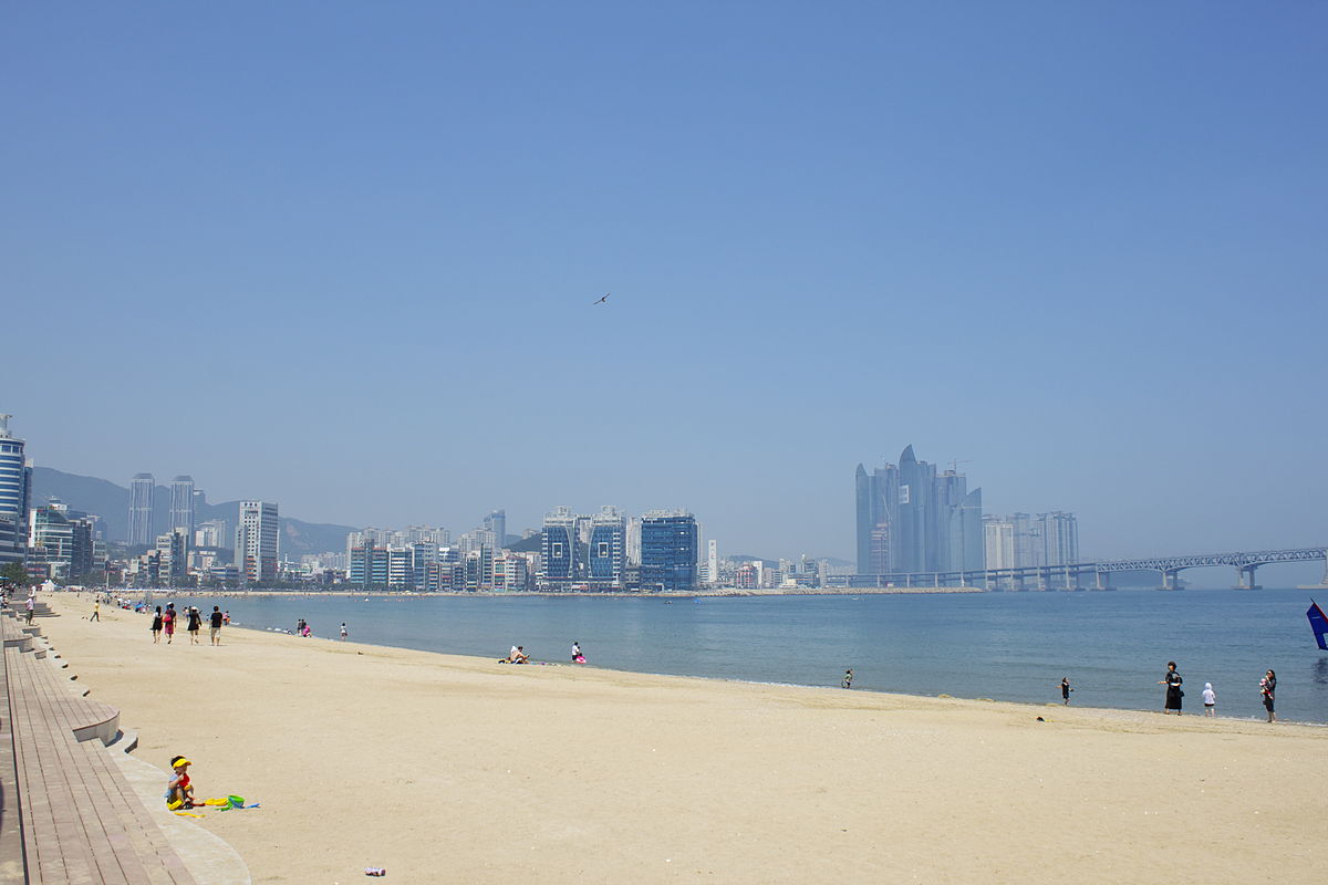 Hasil gambar untuk gwangalli beach