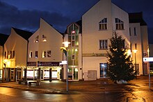 Datei:Hafermarkt_zur_Weihnachtszeit,_Mit_Weihnachtsbaum_(Flensburg_2013),_Bild_005.JPG