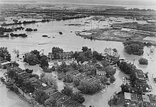 Picture of Hume Springs after Hurricane Eloise Hume Springs (1975) Flooding from Hurricane Eloise.jpg