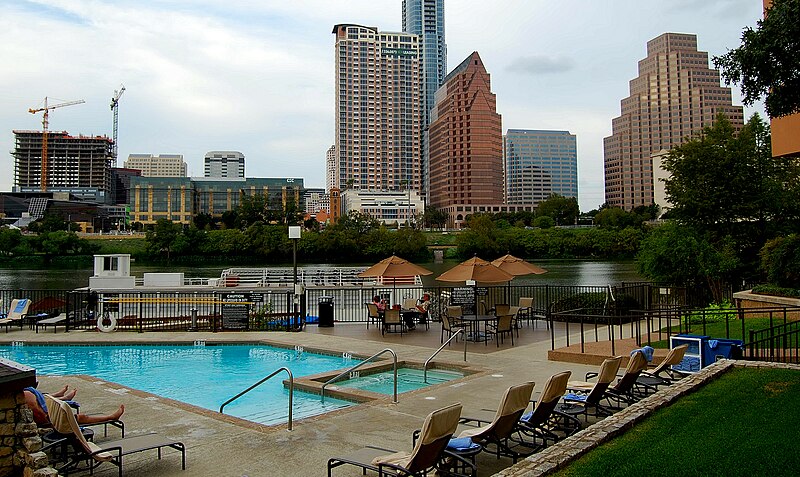 File:HyattRegencyAustin-Pool.JPG