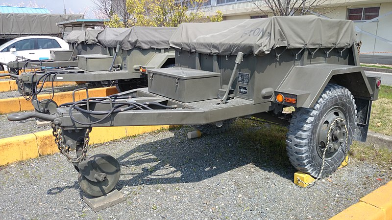 File:JGSDF 2t Ammunition trailer in Camp Okubo 20140405.JPG