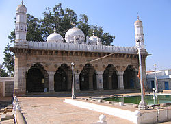 The Mughal-era Juma Masjid in Sira Town, as seen in 2007 Jamia Masjid Sira 1.jpg
