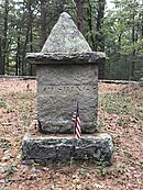 Tumba del juez William Cushing en Cushing Memorial State Park en Scituate, Massachusetts