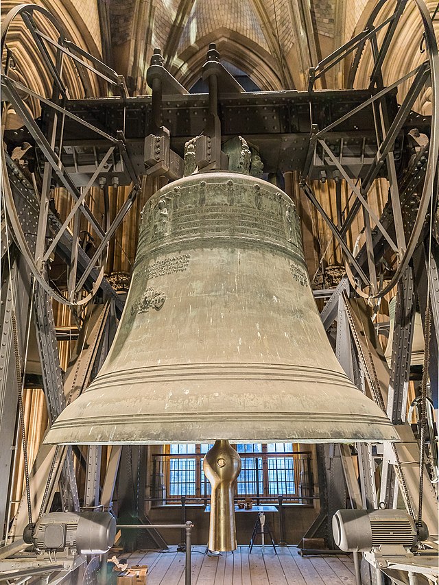 Bell Ringing Ceremony | MarketSite | Nasdaq