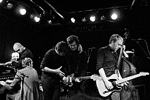 Kaizers Orchestra in May 2009 Kaizers Orchestra pa Mono mai 2009.jpg