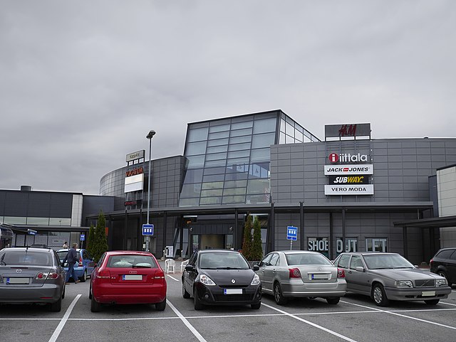 Veska Shopping Centre