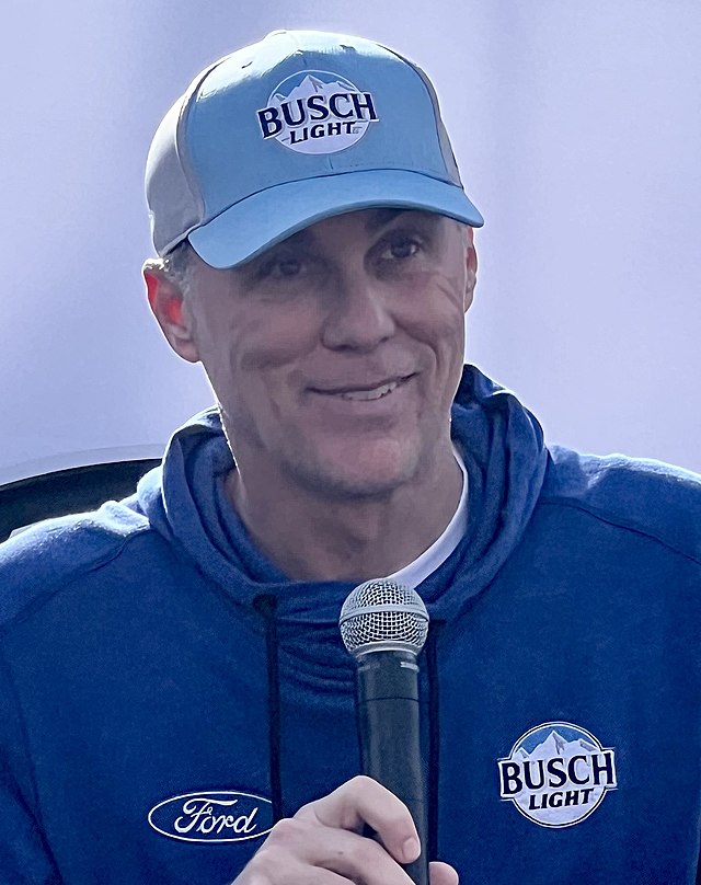 Kevin Harvick - Wikipedia