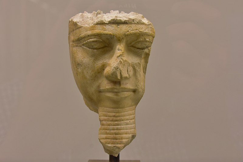 File:Khafre, ca. 2510-2485 BCE, Ny Carlsberg Glyptotek, Copenhagen (2) (36284256661).jpg