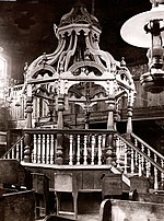 Konskie Synagogue Bimah.jpg