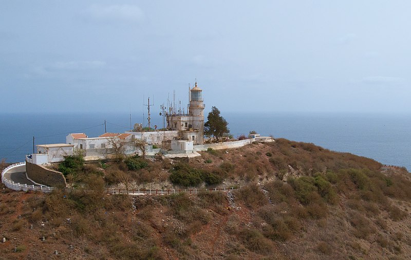 File:Mamelles lighthouse - Dakar.jpg