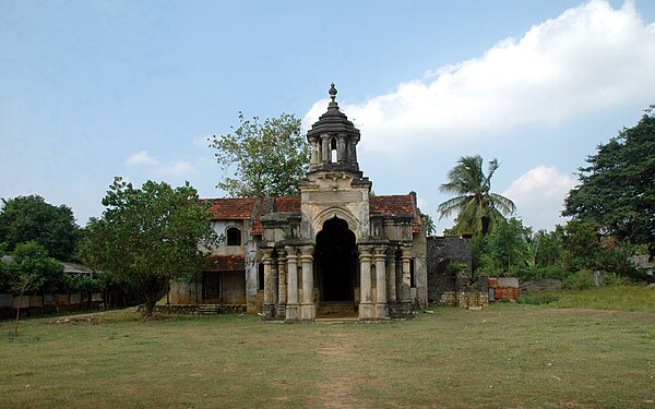 Mantri Manai – The surviving remains of the minister's quarters that was reused by the Portuguese and Dutch colonials