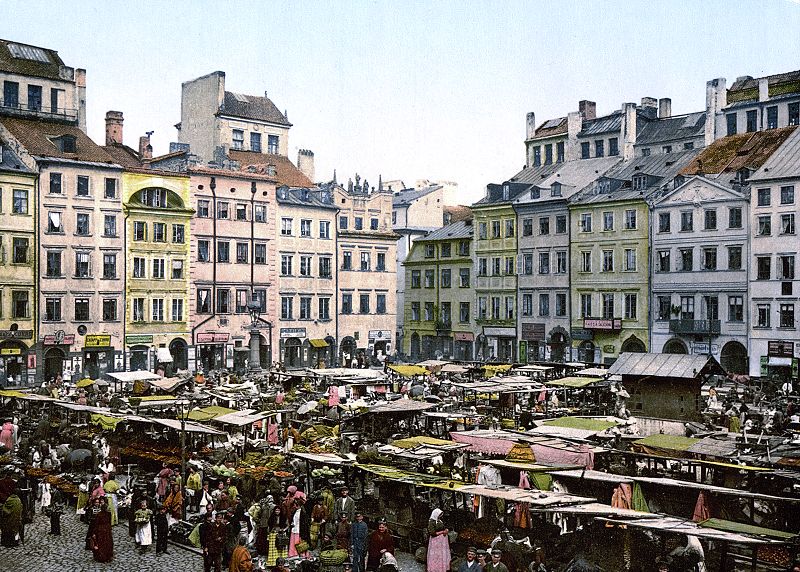 File:Market Square Warsaw.jpg