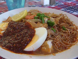 <span class="mw-page-title-main">Mee siam</span> Southeast Asian noodle dish