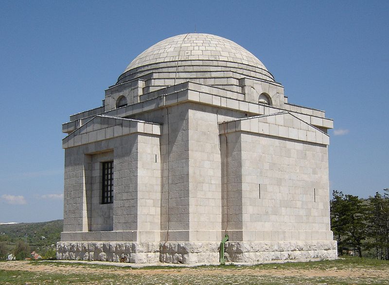 File:Mestrovic mausoleum.jpg