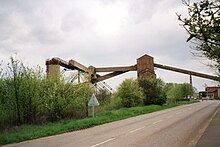 Tucquegnieux iron mine: The headframe as it looked in the late 1980s. Mine de Tucquegnieux.jpg