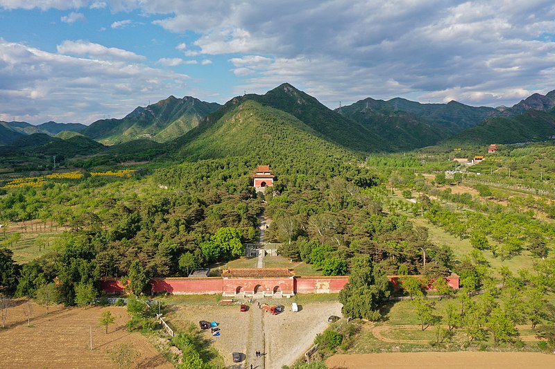 File:Ming Yongling Tomb.jpg