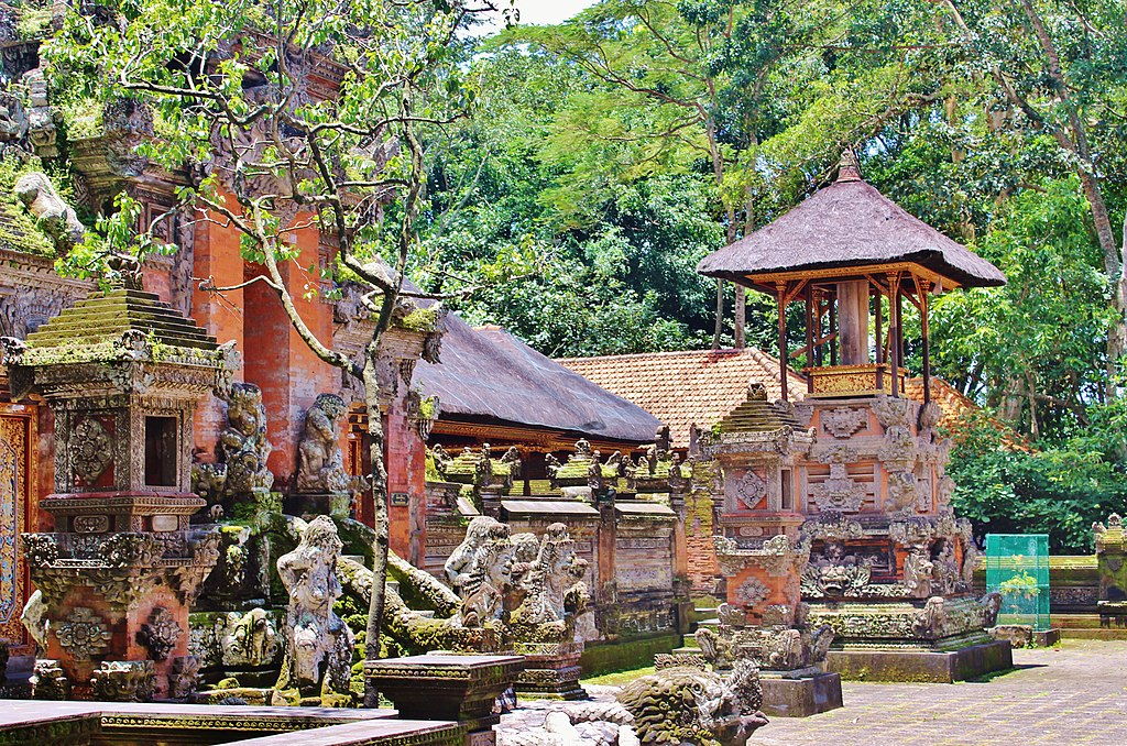 Monkey Forest Ubud, Indonesia - panoramio (2)