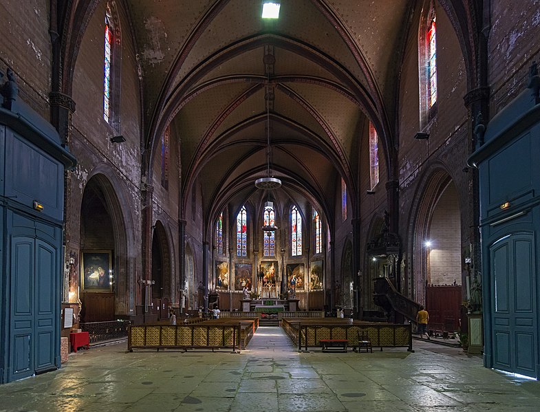 File:Montauban - L'église St. Jacques - Vue générale de l'interieur.jpg