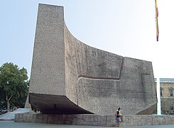 Monument to the Discovery of America (1977), Plaza de Colón.