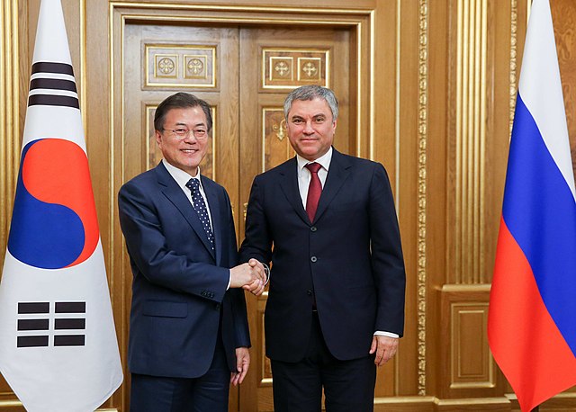 Volodin with South Korean President Moon Jae-in in the State Duma, 21 June 2018