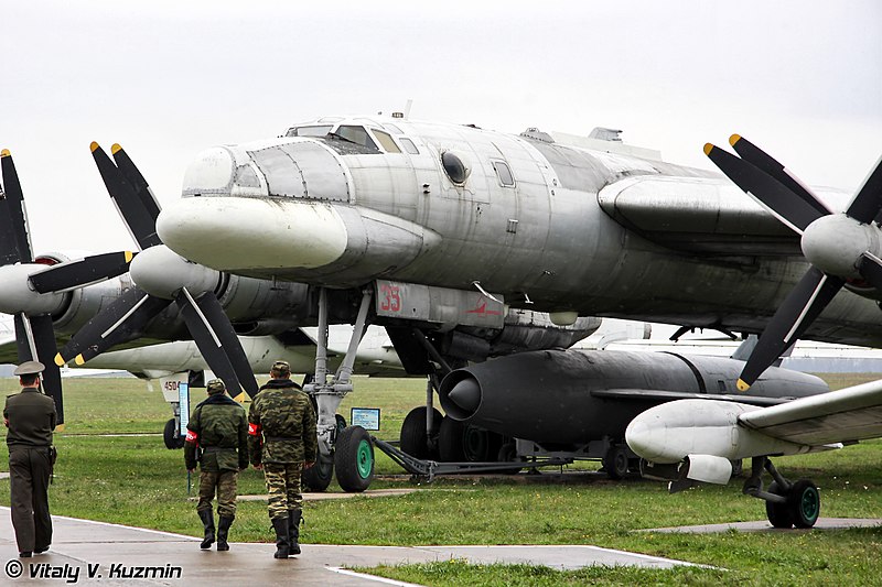 File:Museum of Long-Range Aviation (340-31).jpg