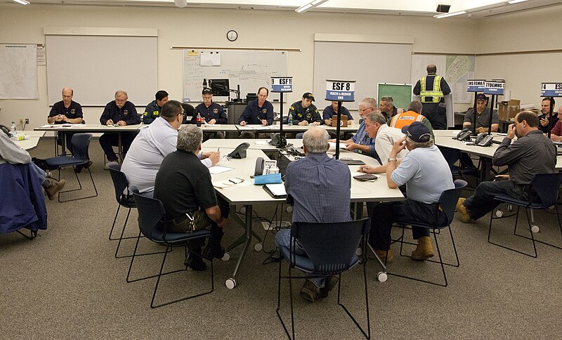 File:NTSB Investigators in Fairfield, CT (8751102129).jpg