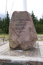 Monument Niobedenkmal Stein.jpg