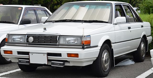 ファイル:Nissan-LaurelSpiritB12.JPG - Wikipedia