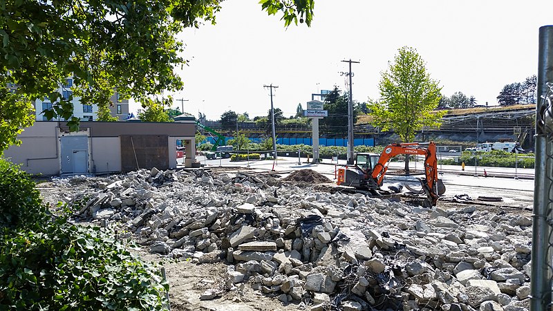 File:Northgate Station Demolition (29980837724).jpg