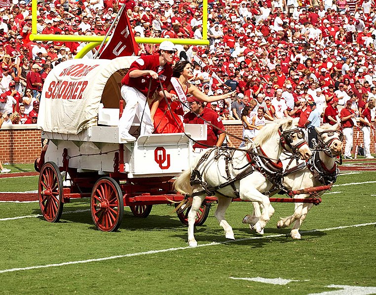 File:OklahomaSooners-BoomerSooner-Schooner.jpg