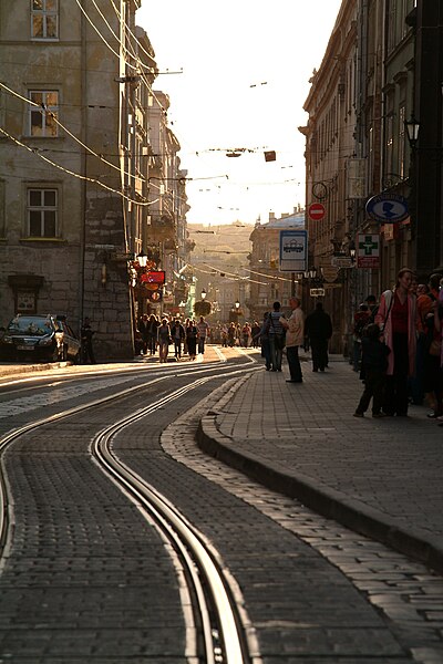 File:Old city, Lviv, Ukraine 2007.jpg