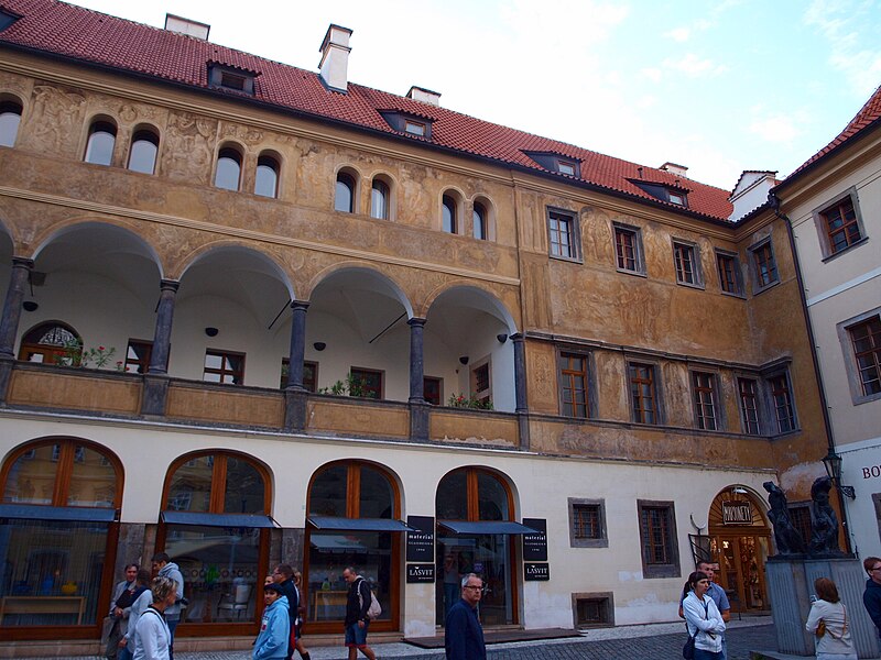 File:Palác Granovských z Granova 03.JPG